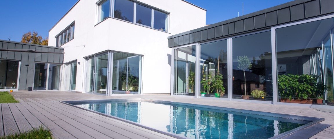 בריכת נירוסטה שקועה