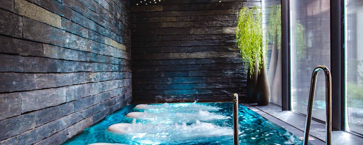 ג'טים ומערכות עיסוי לבריכה