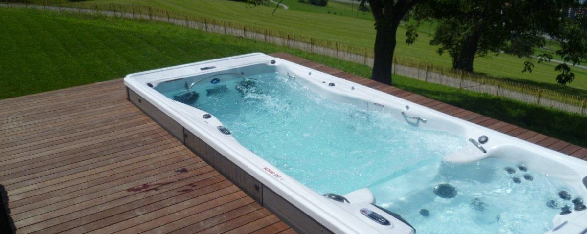 בריכת שחיה Momentum