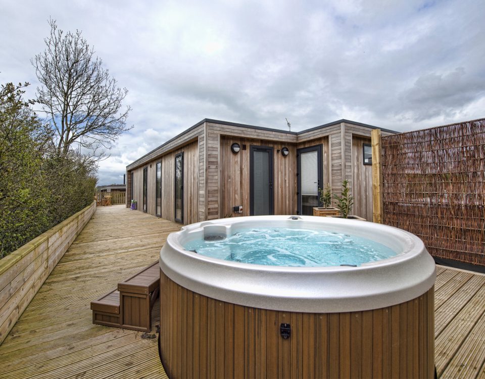 ג'קוזי דגם J-210