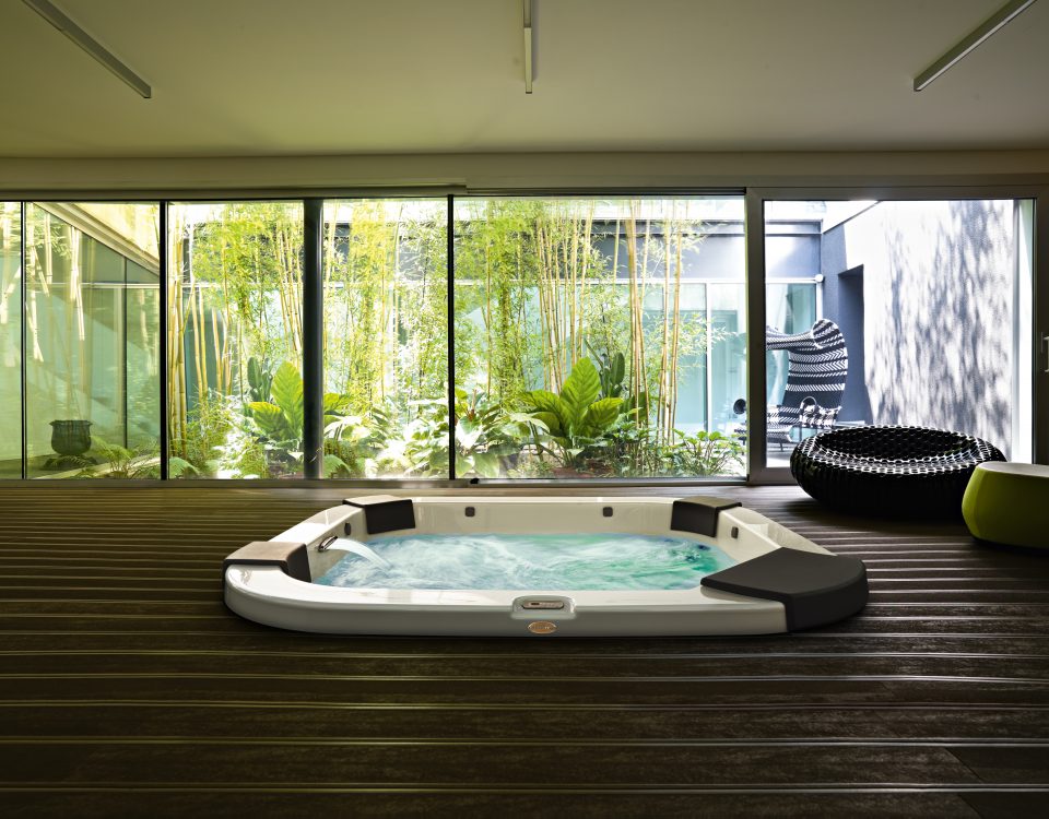 ג'קוזי DELOS לאזור פנימי