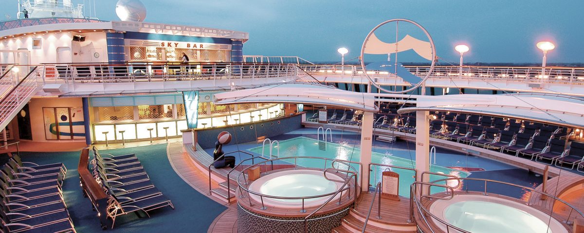 ג'קוזי על קרוז דגם Roman Public 255