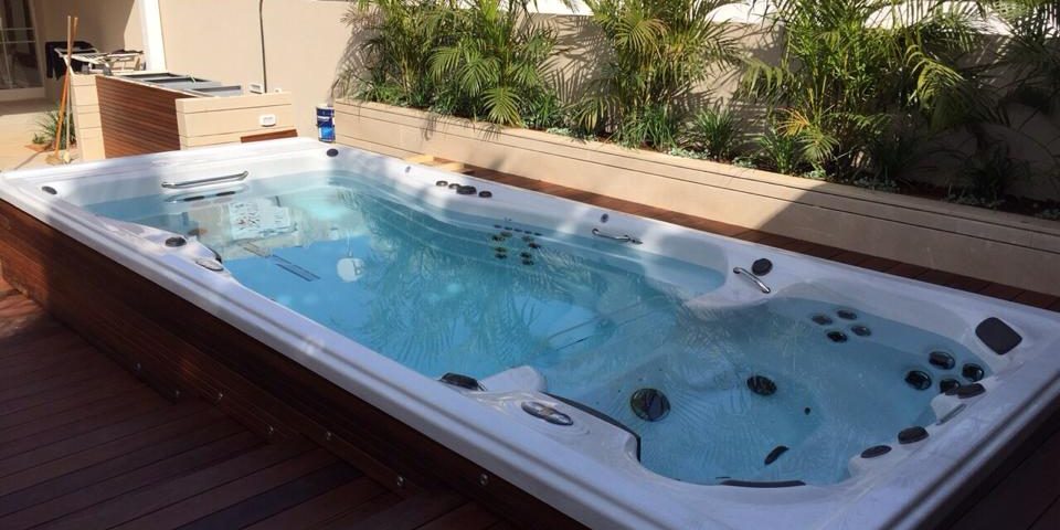 בריכת זרמים מיקלס פלפס- רמת השרון