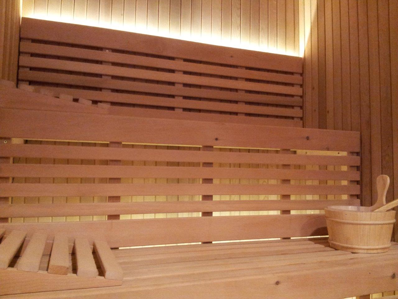 סאונה יבשה הכי טובה מבפנים סאונה יבשה הכי טובה מבפנים