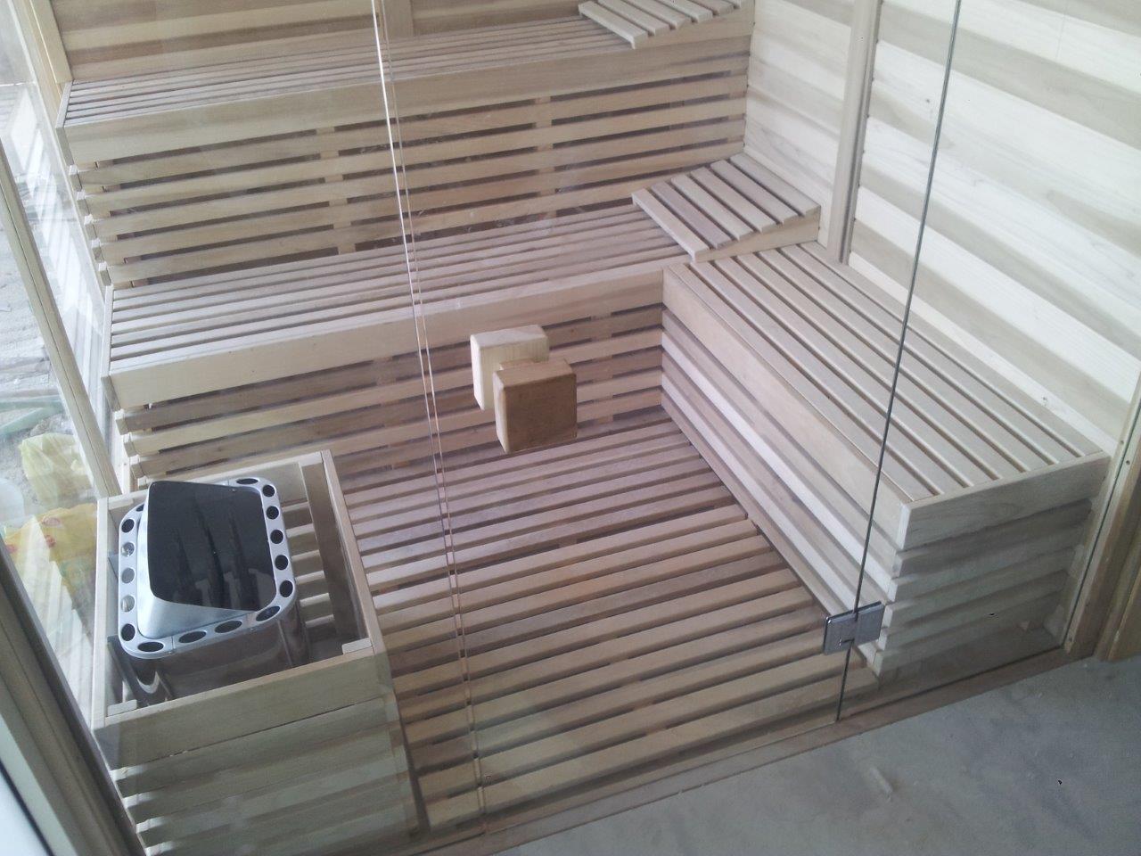 סאונה יבשה מבפנים מואר סאונה יבשה מבפנים מואר