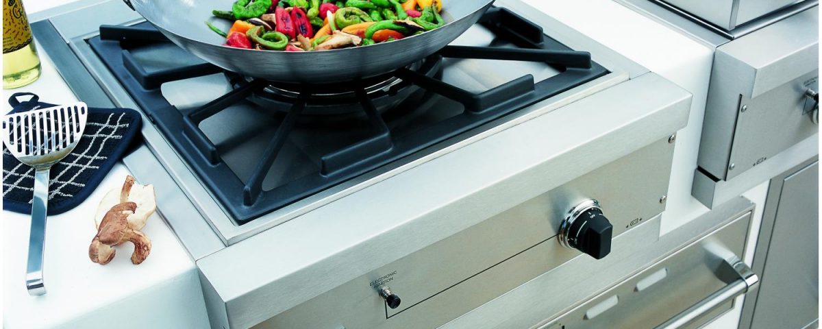 מטבח גינה עם כיריים של VIKING