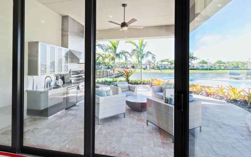 מטבח למרפסת