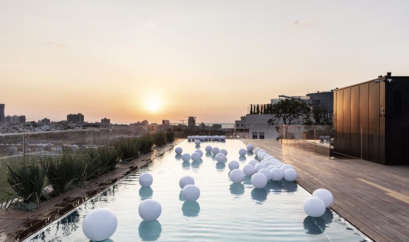 דנה אוברזון בית אנג'ל רצפה הידראולית