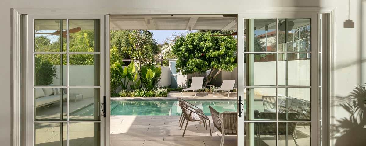 בריכות ביתיות