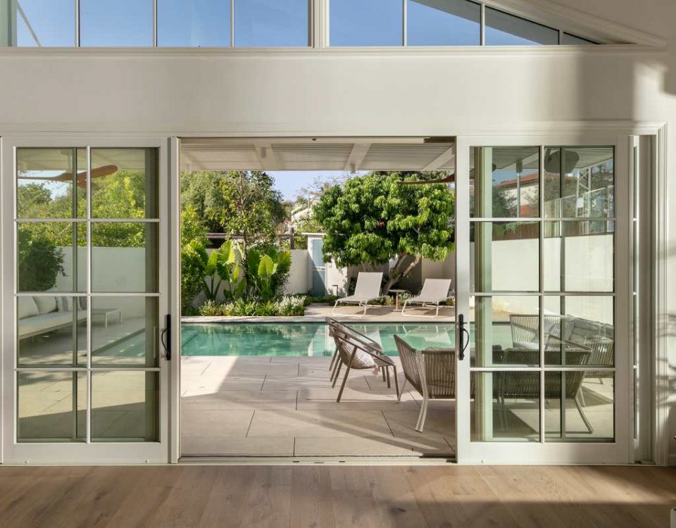 בריכות ביתיות